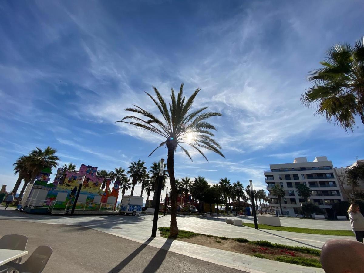 Apartamento Anett Torrevieja Exterior foto