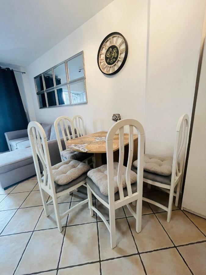 Apartamento Anett Torrevieja Exterior foto