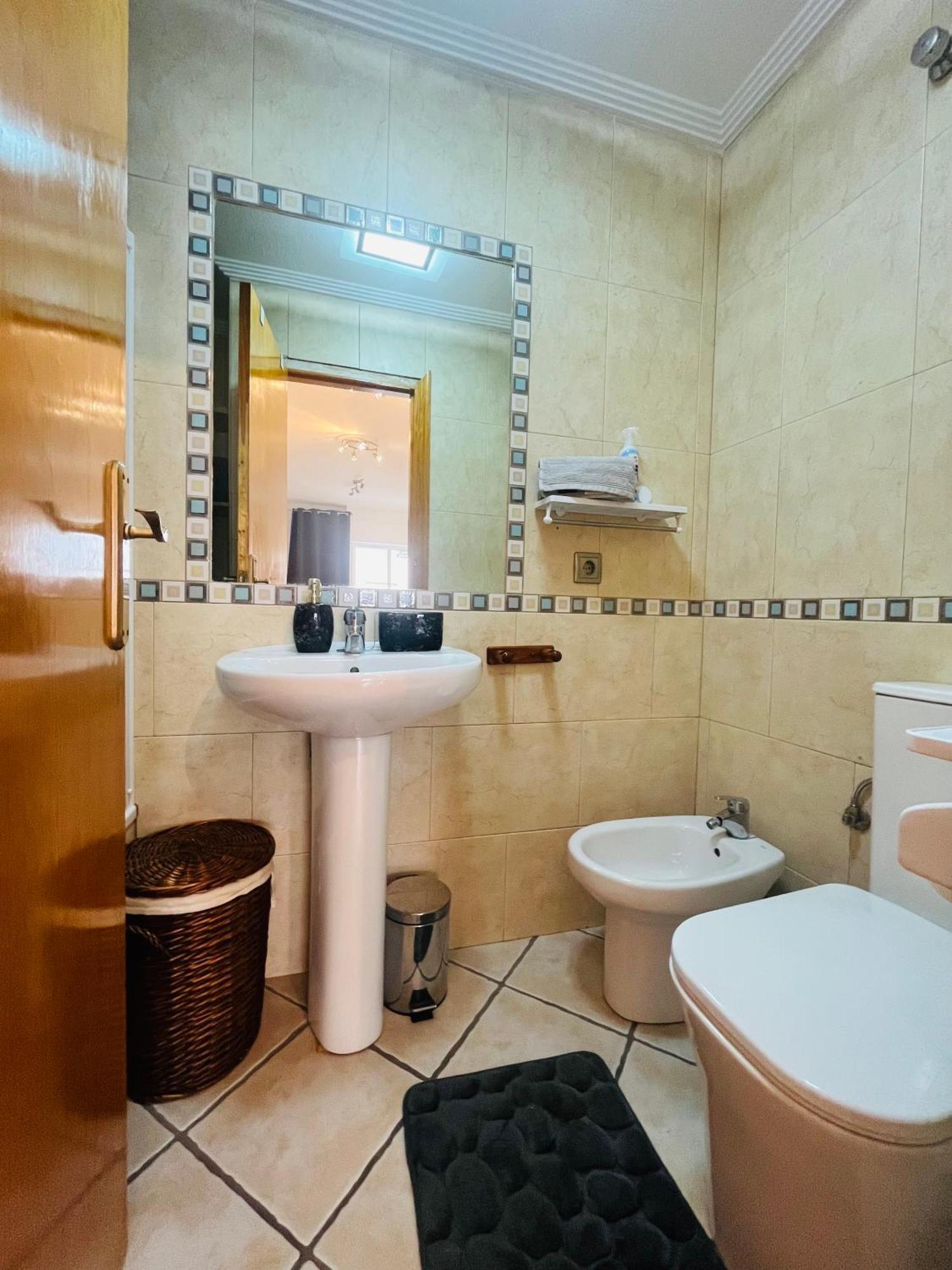 Apartamento Anett Torrevieja Exterior foto